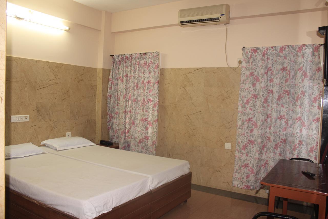 Hotel Sukhvas Thiruvananthapuram Exterior photo